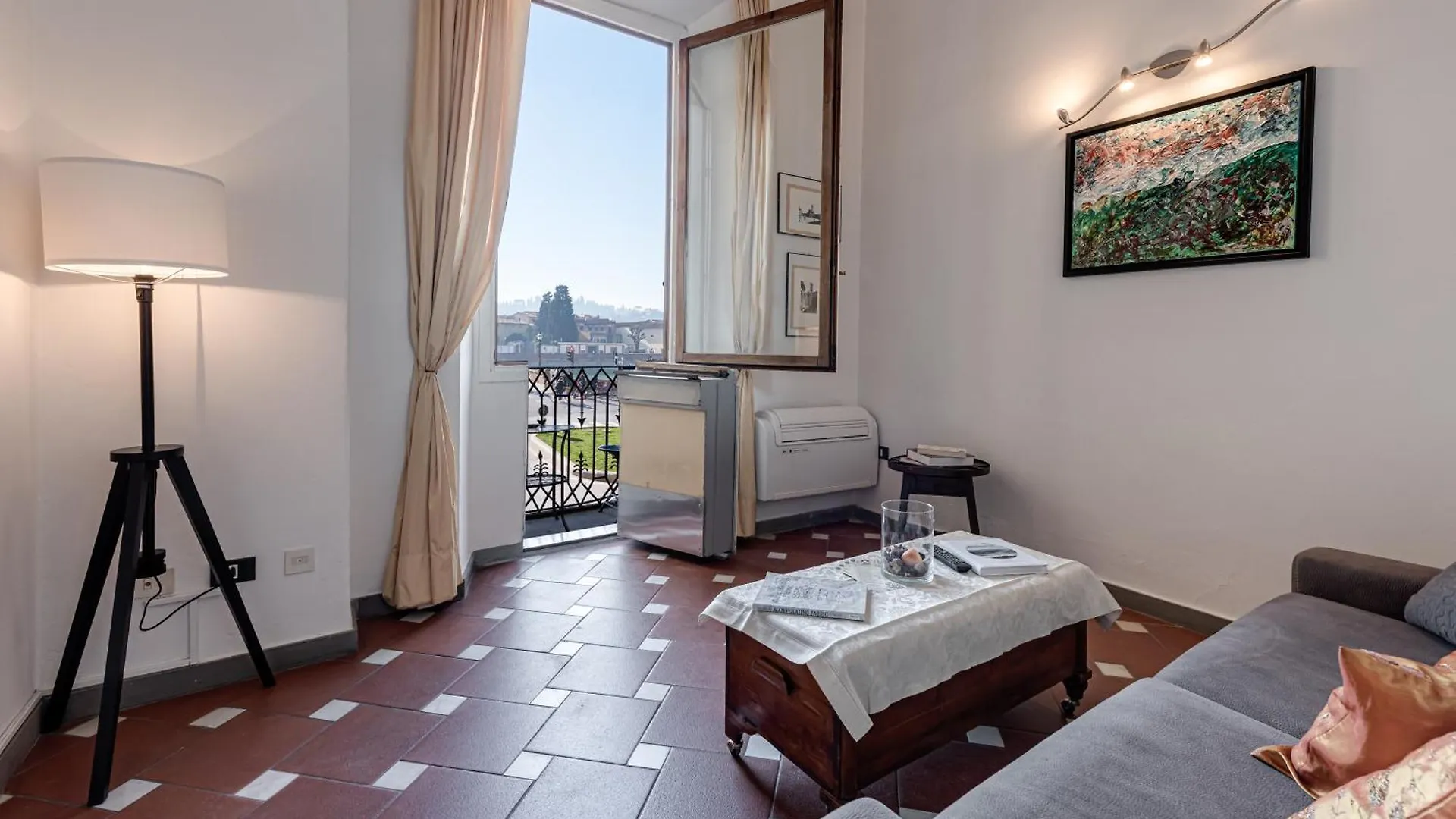 Goldoni - Suite Apartment Florence